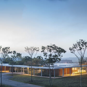 Fazenda Boa Vista: A Luxurious Equestrian Center Clubhouse by Isay Weinfeld